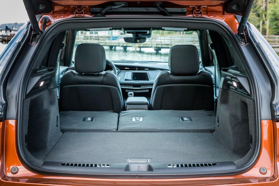 Багажник Cadillac XT4 Sport 2018 года  (NA) (фото 58 из 61)